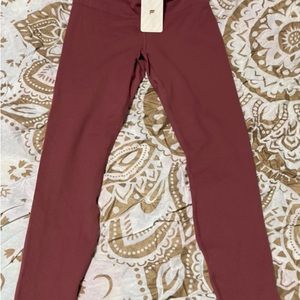 Beautiful fabletics leggings size L super comfortable!